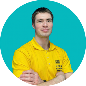 Эрик - КИБЕРшкола программирования для детей, компьютерные курсы для школьников, начинающих и подростков - KIBERone г. Ясенево